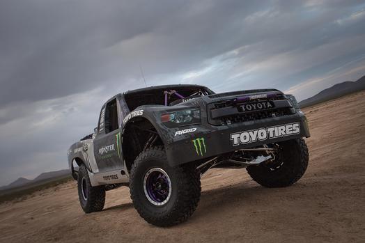 Toyota tundra racing team