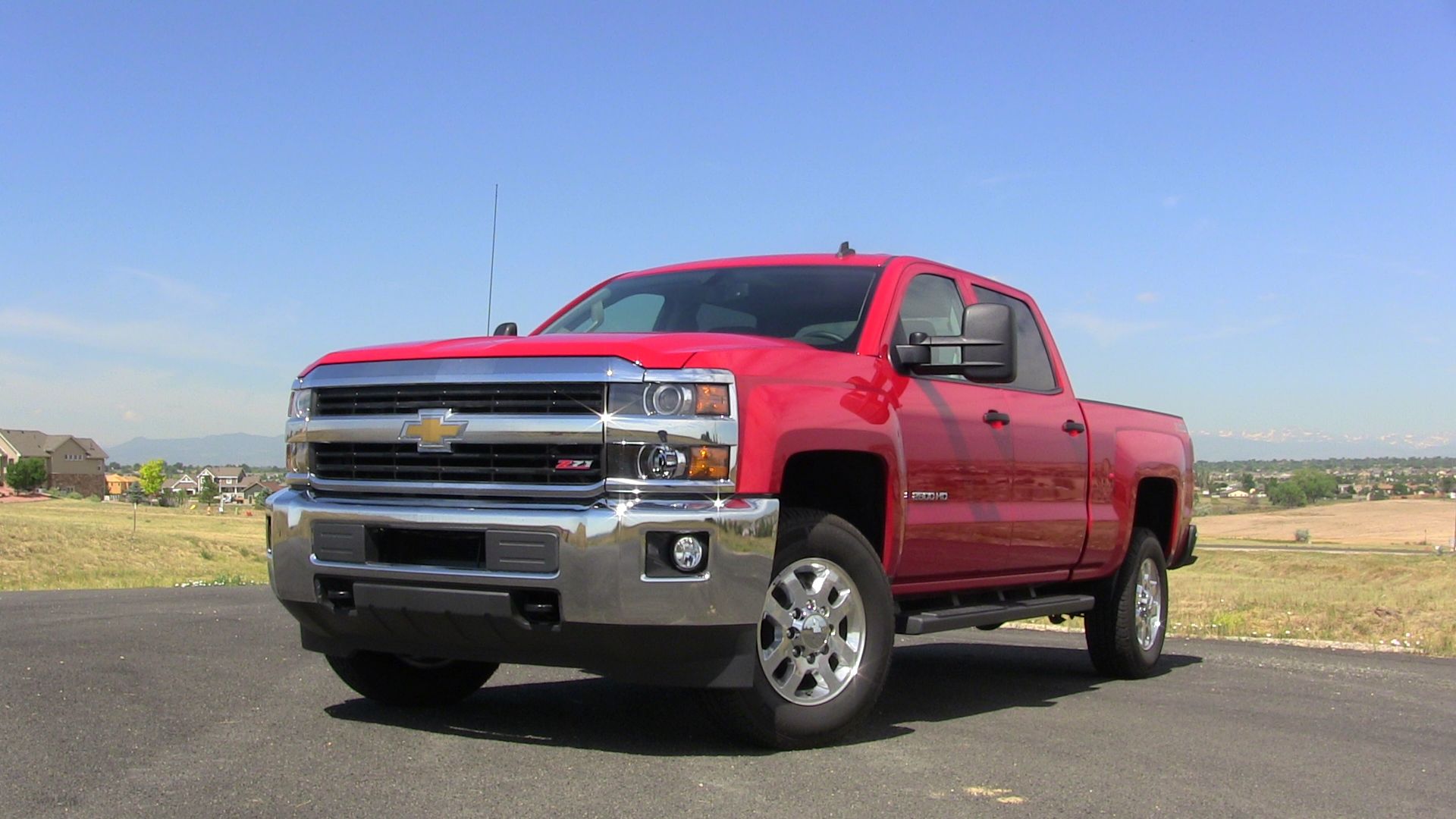 2015 Chevy Silverado 2500 HD 6.0L - Quiet Worker [Review] - The Fast