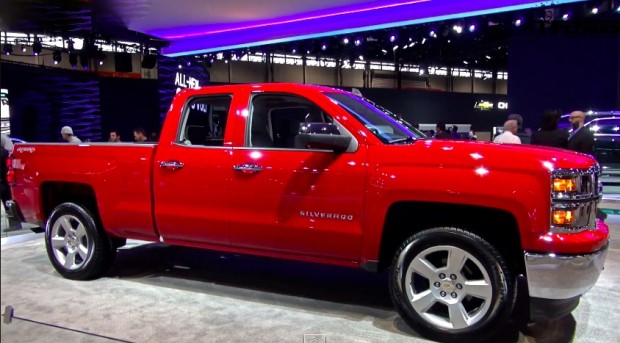 2015 Chevy Silverado Custom: What You Need to Know [Video] - The Fast