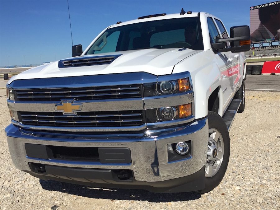 2017 Chevy Silverado 2500 and 3500 HD Payload and Towing Specs - How ...