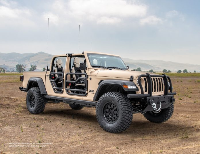 These Jeep Gladiator XMT Concept Trucks by AM General are Battlefield ...