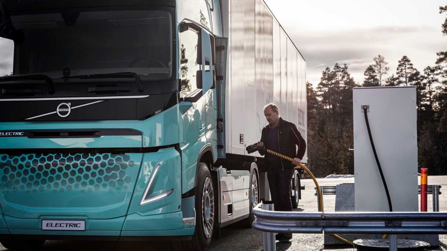 Volvo Is Expanding Its Electric Big Rig Truck Lineup The Fast Lane Truck