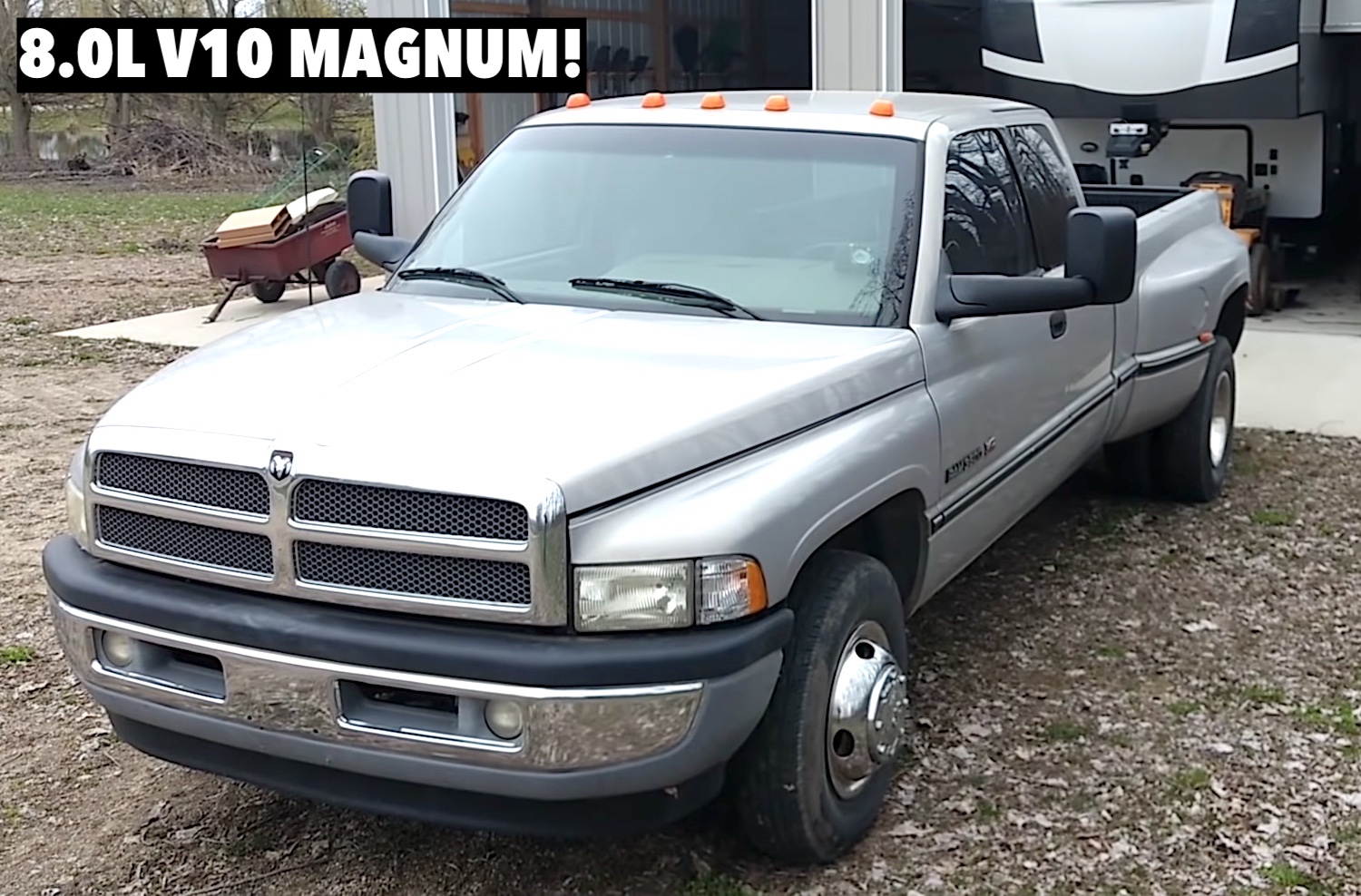 This Dodge Ram 3500 Hd Dually Is Packing An 8 0 Liter V10 Magnum Video The Fast Lane Truck