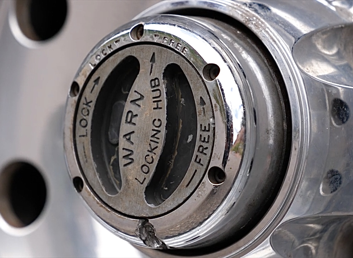 Warn manual hub The Fast Lane Truck