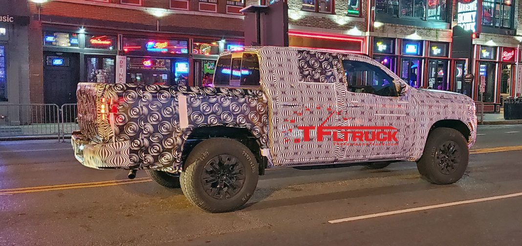 Updated: 2021 Nissan Frontier King Cab Prototype Looks Production Ready