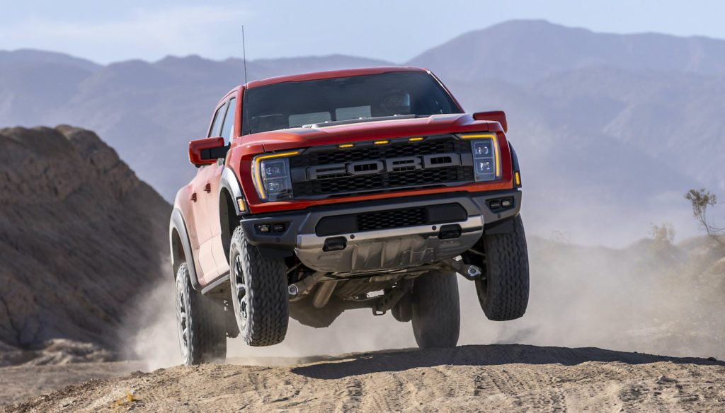 2021 ford f-150 raptor jump