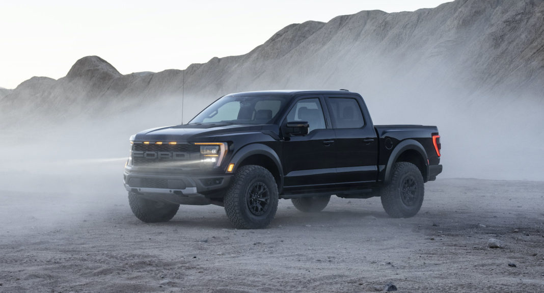 Video: 2021 Ford Raptor World Debut: I Get My Hands On It - Here’s