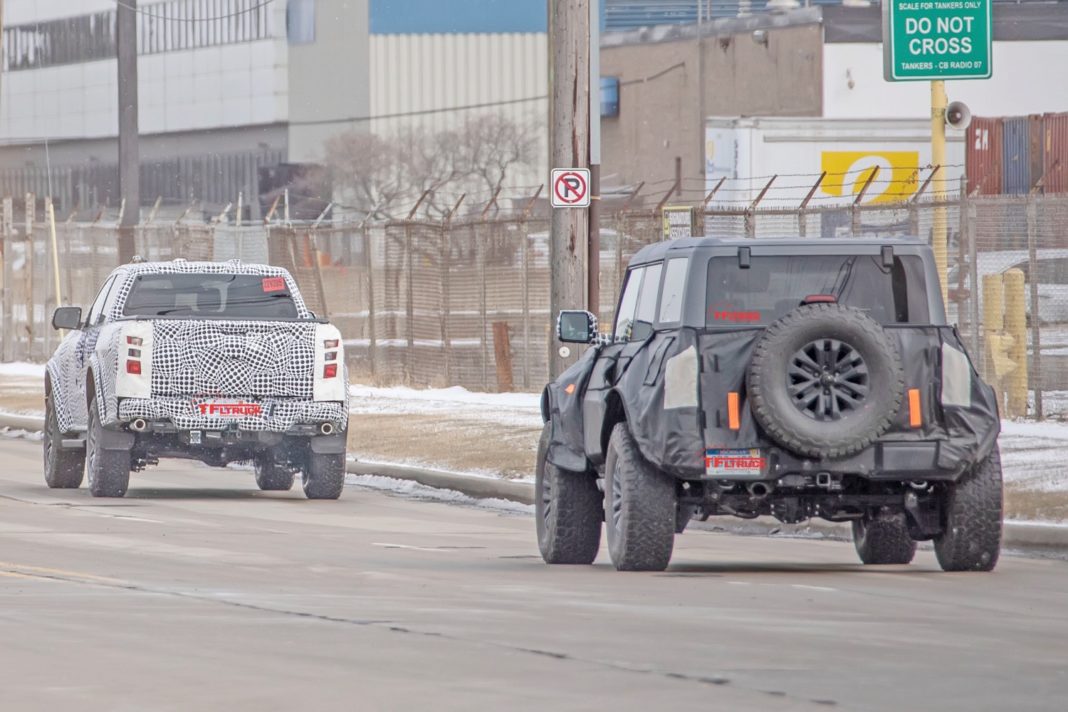 Video: 2023 Ford Ranger Raptor Caught Testing With The Bronco Warthog