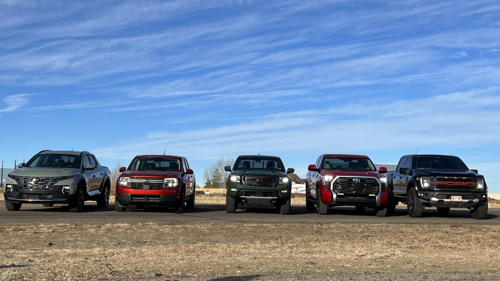 Toyota Tundra vs. Raptor vs...drag race!