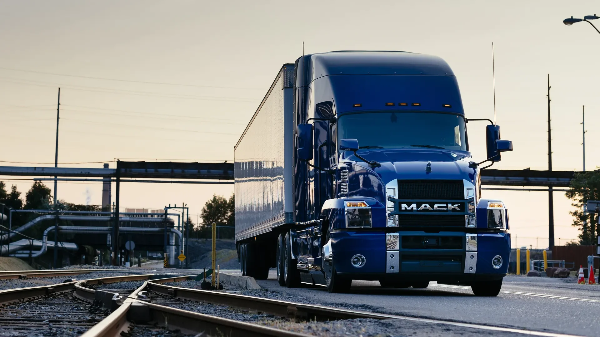 Unionized Mack Truck Workers Soundly Reject Tentative Contract Deal, Go