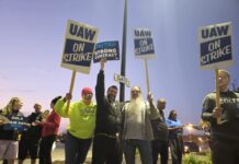 UAW Escalates Ongoing “Stand Up Strategy” Against Ford by Striking Kentucky Truck Plant UAW - Ford Louisville truck plant strike