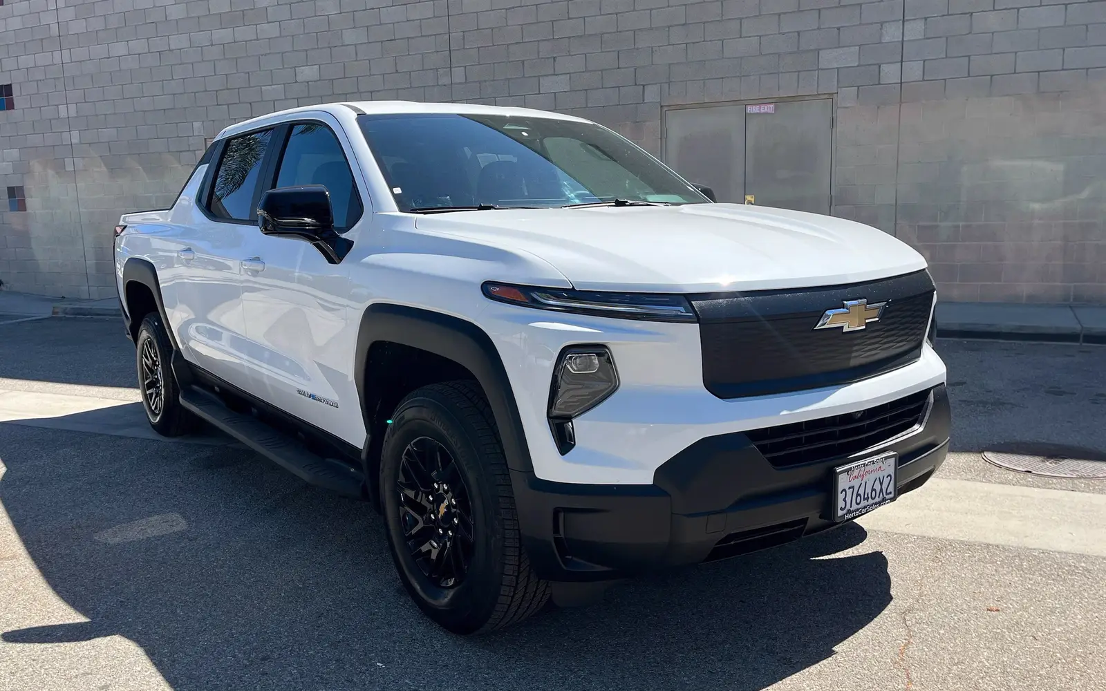 Want a Cheap(er) Chevy Silverado EV? Hertz Is Offering Thousands Off