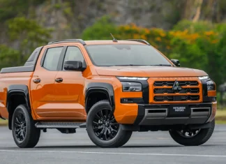 Mitsubishi Confirms It’s Developing a New Pickup Truck for North America with Nissan Mitsubishi L200 Triton One-Ton - 2